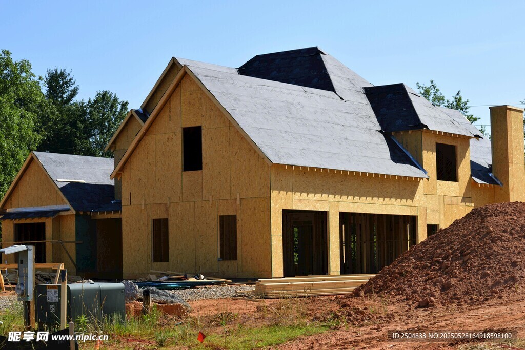 在建的黃色獨(dú)棟住宅