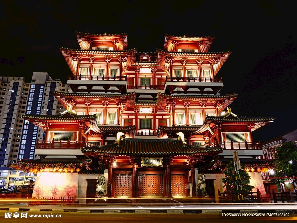 中式古建夜景璀璨燈火
