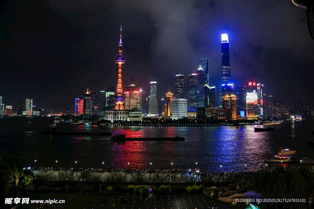 上海外灘璀璨夜景