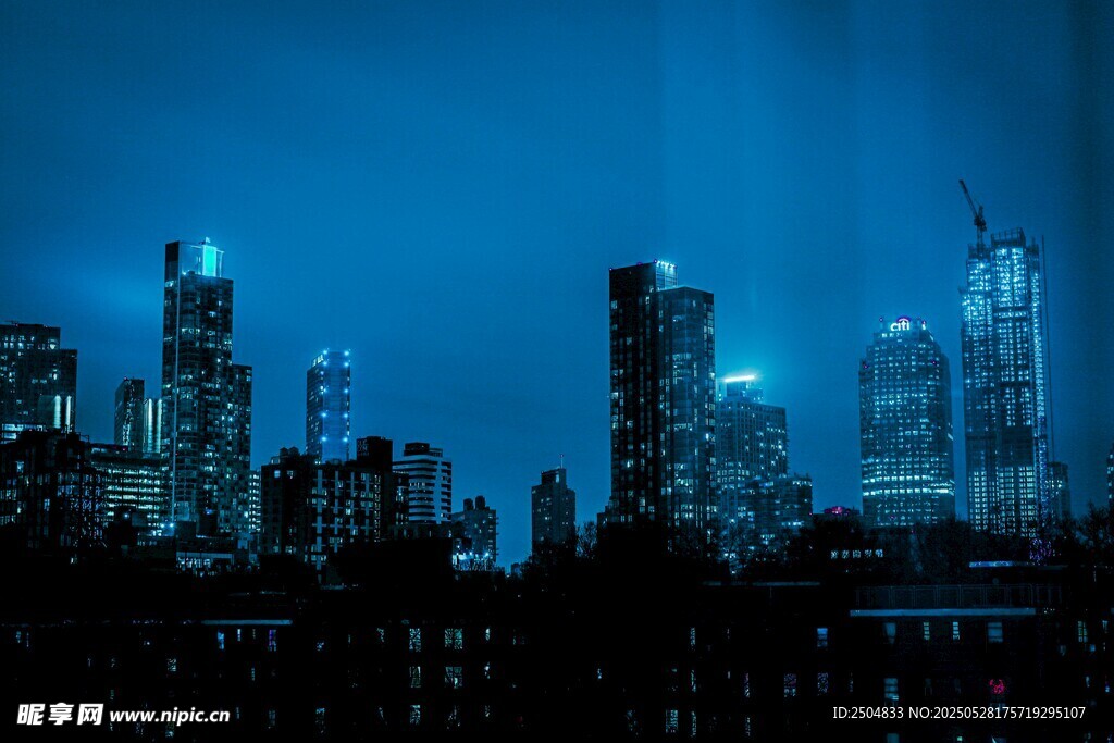 夜幕下的繁華都市景觀