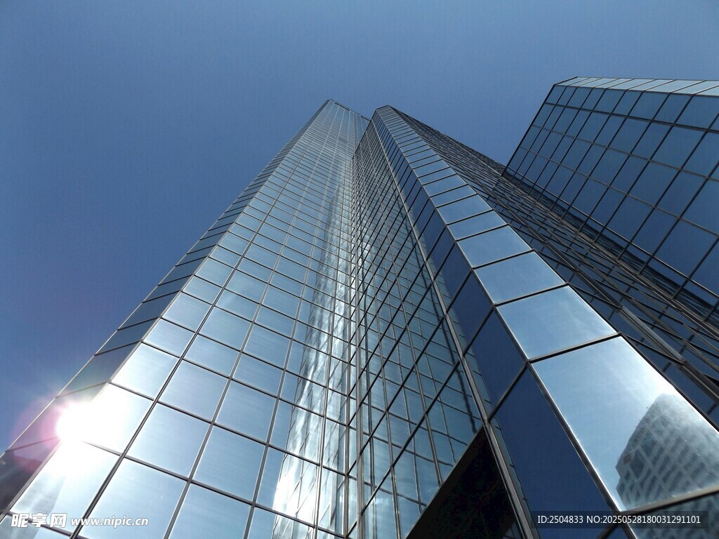 現代摩天大樓玻璃建筑外觀