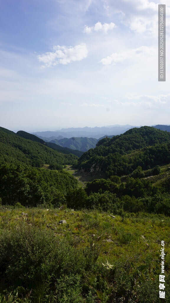 山間自然美景