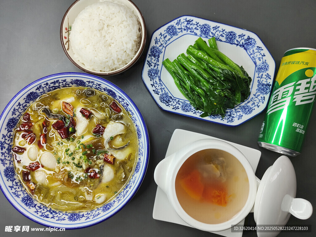 酸菜魚 套餐米飯