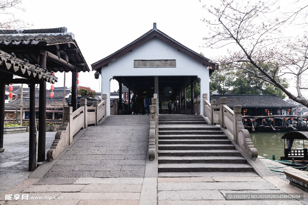 中式古橋廊亭風景