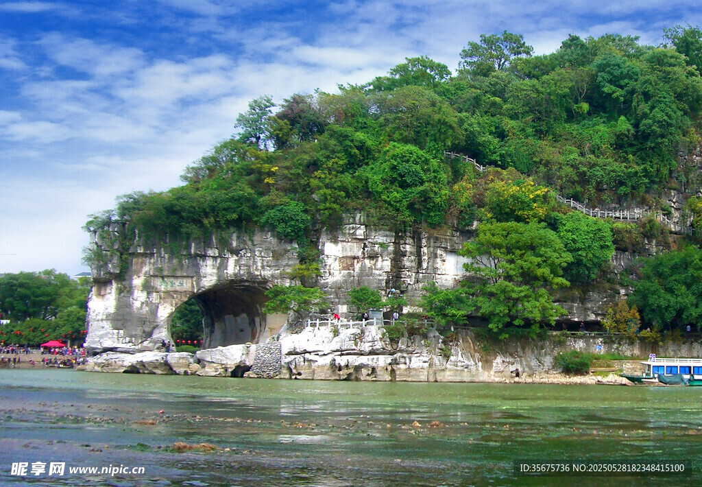 桂林山水溶洞美景
