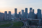 城市天際線與黃昏美景