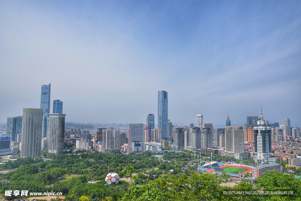 都市繁華天際線景觀