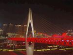 重慶夜景中的絢麗橋梁