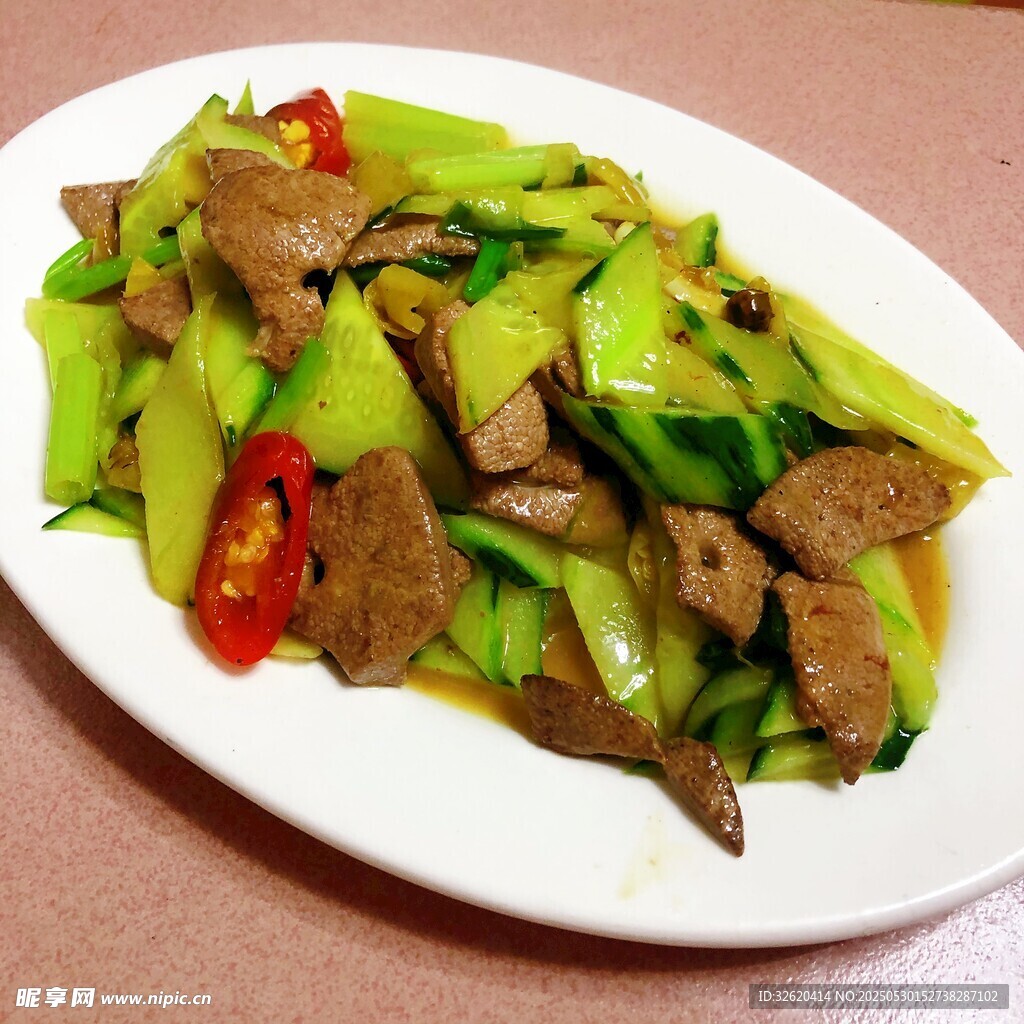 黃瓜炒豬肝