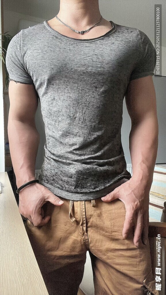帥氣型男休閑穿搭展示