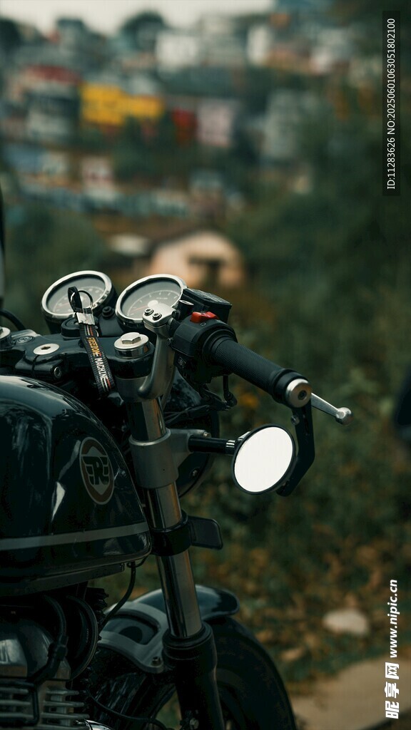復(fù)古摩托車(chē)的精致車(chē)把手