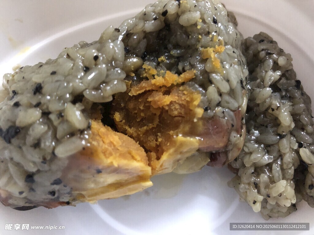蛋黃粽 黑松露粽子