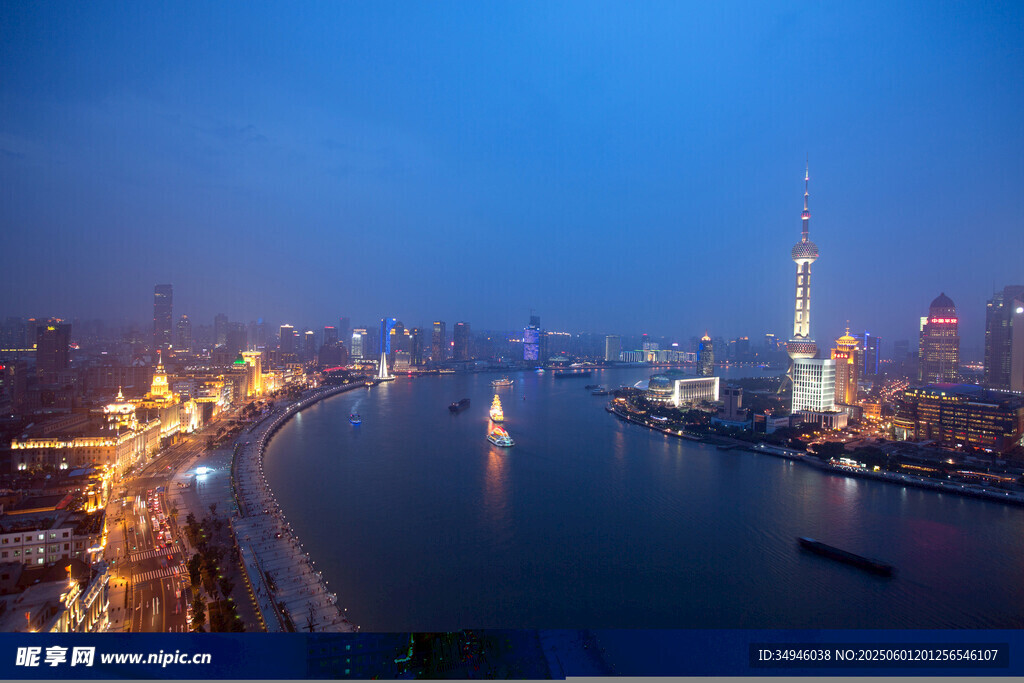 上海外灘夜景璀璨迷人