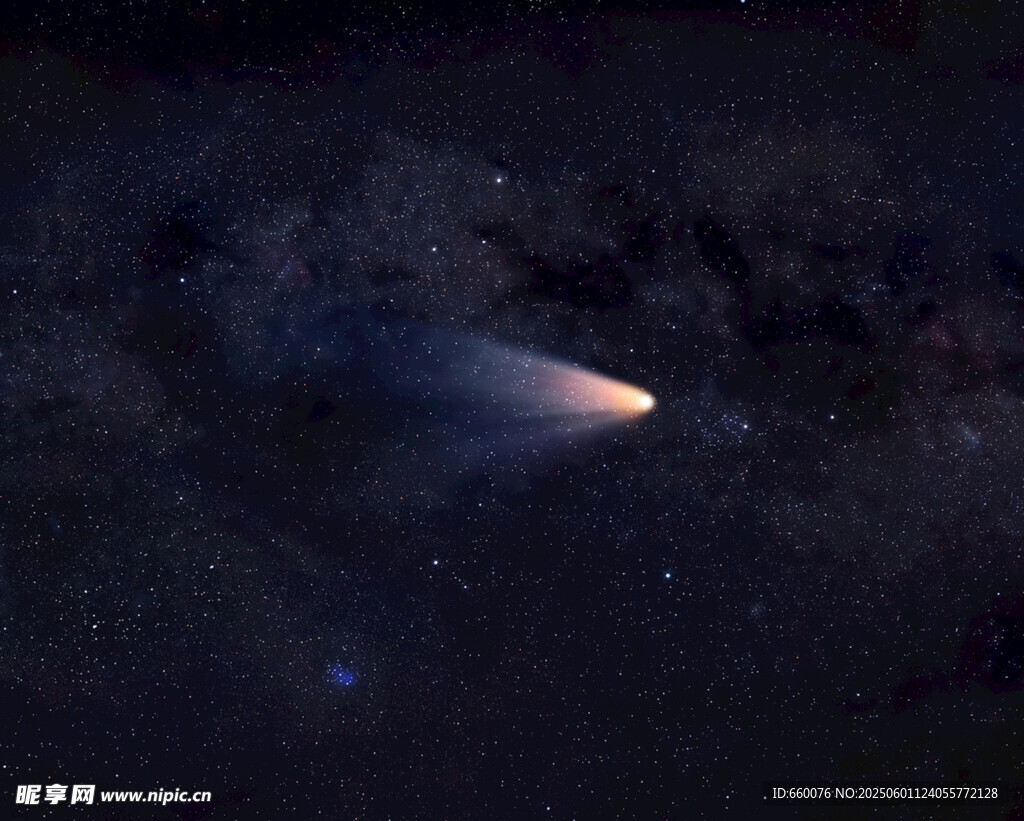 夜空中閃耀的彗星