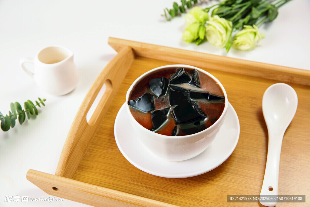 蜜糖龜苓膏