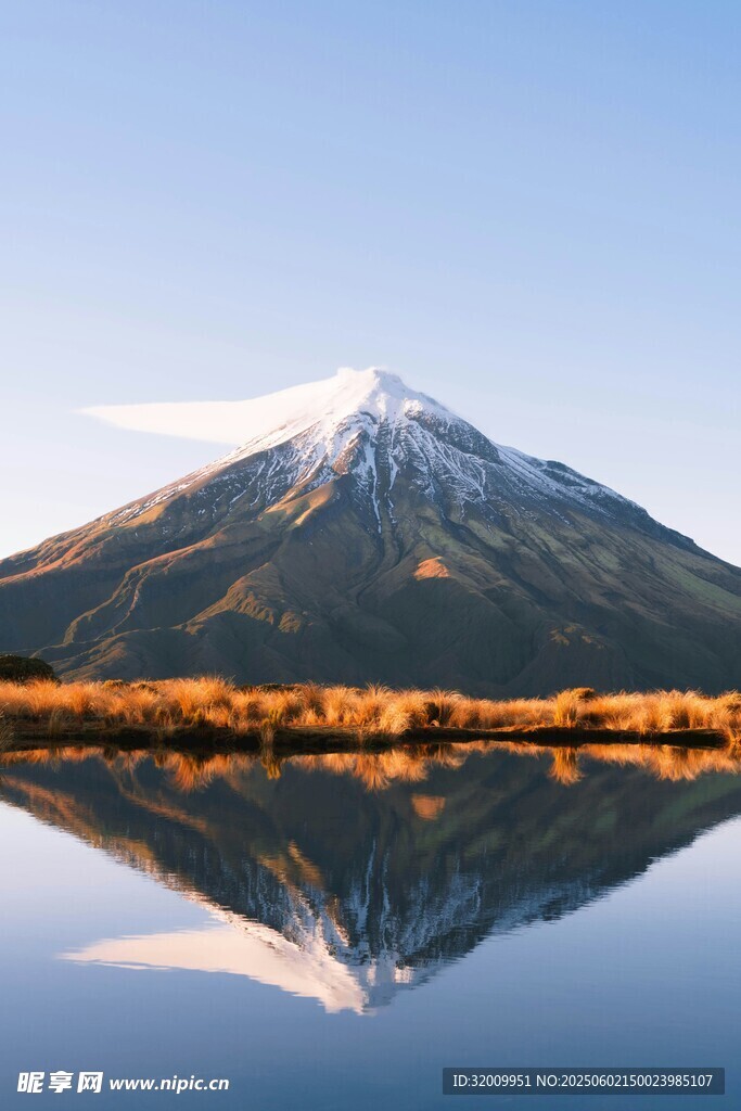 富士山倒影美景如畫