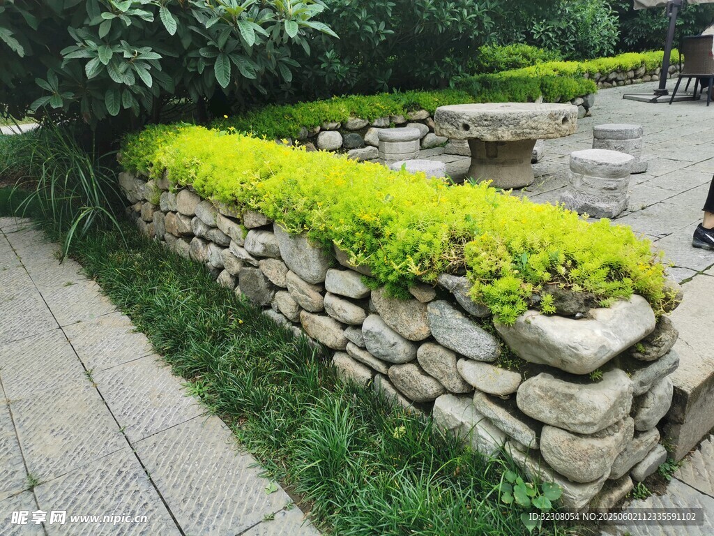 石砌矮墻綠植景觀