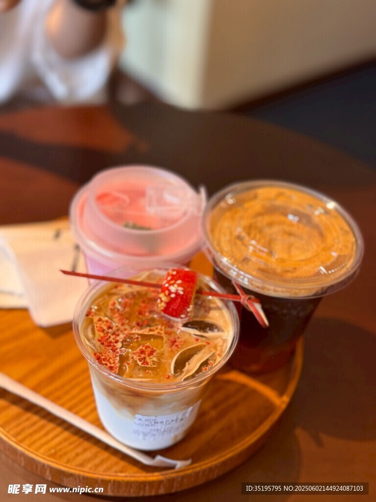 美味多樣的特色甜品組合
