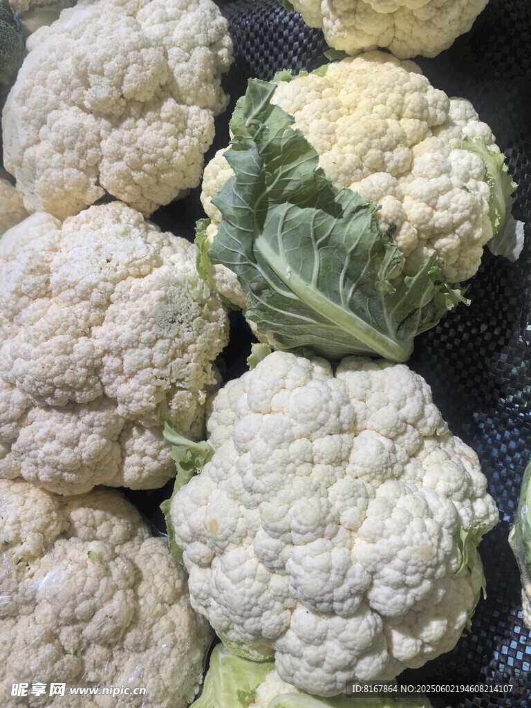 新鮮花椰菜堆疊展示