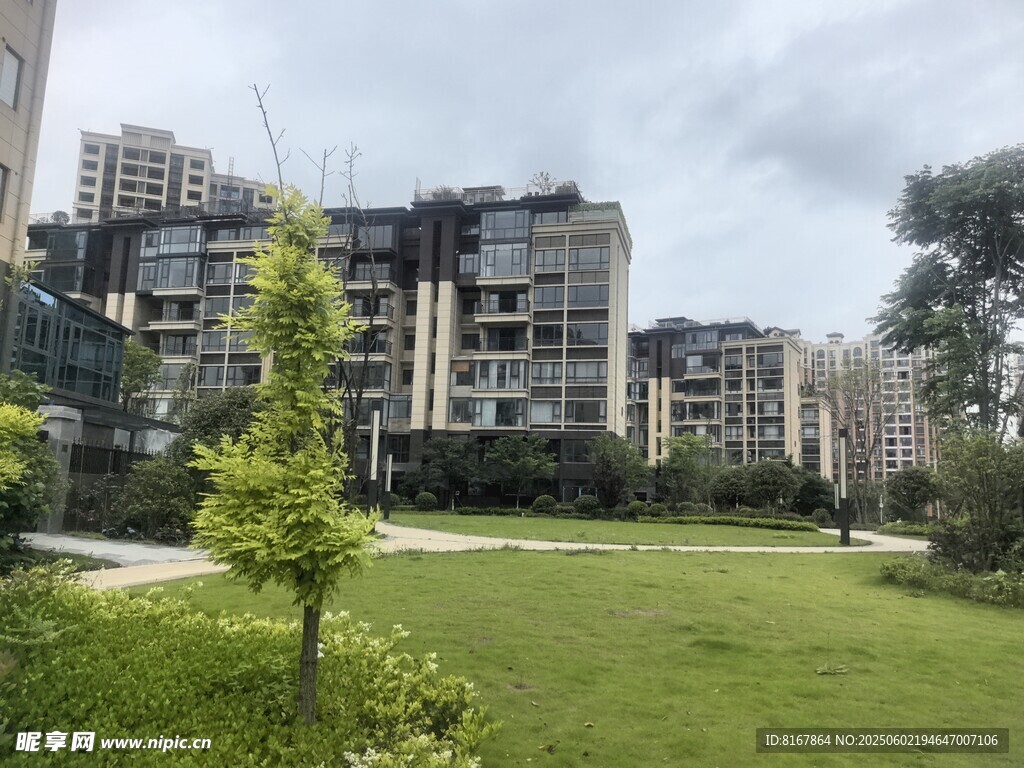 現代小區的綠地與建筑景觀