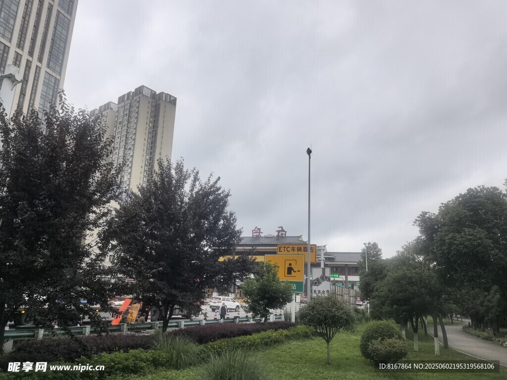 城市中的綠地與建筑景觀