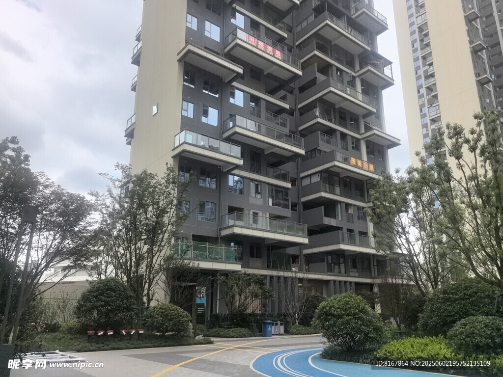 高層住宅周邊綠化景觀