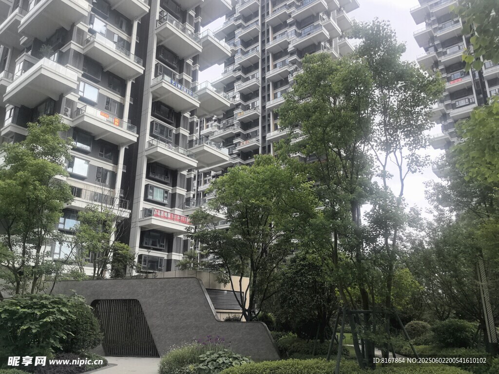 現(xiàn)代高層住宅的園林景觀