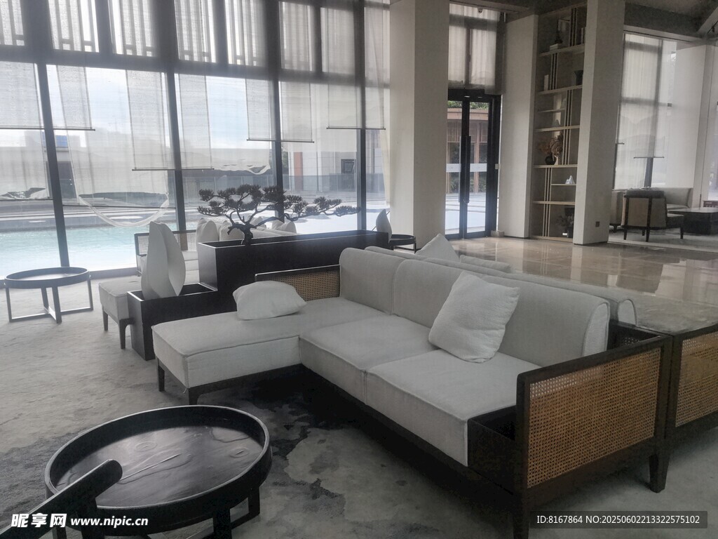 現代簡約風格室內沙發場景