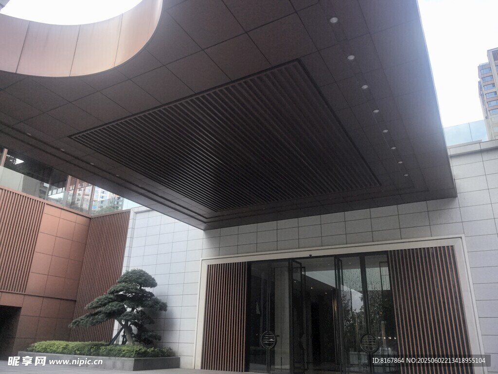 現(xiàn)代風(fēng)格建筑外觀一角