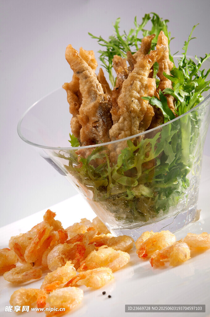 小黃魚配蝦球