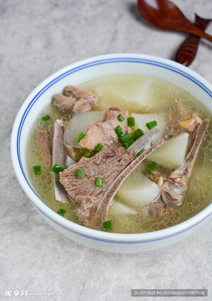 蘿卜燉排骨  