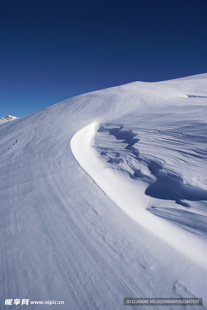 雪坡美景