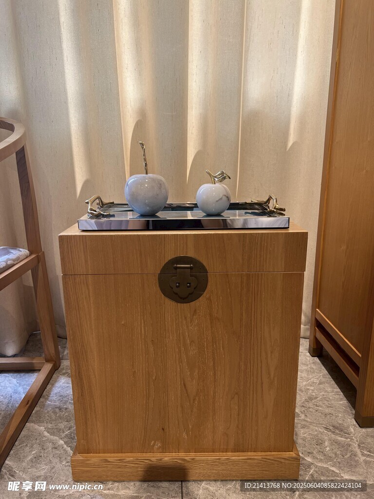 中式木質茶臺茶具展示