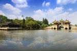江南水鄉湖畔古典建筑美景