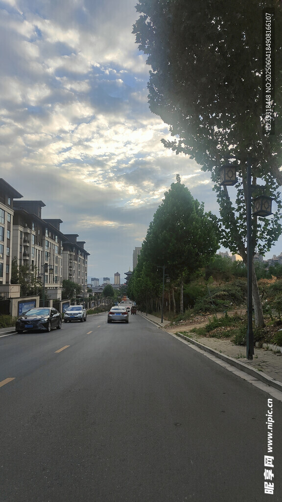 寧靜街道的日常景象