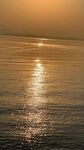 夕陽下波光粼粼的海面