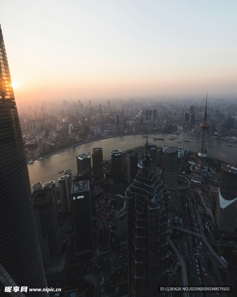 上海城市天際線日落美景