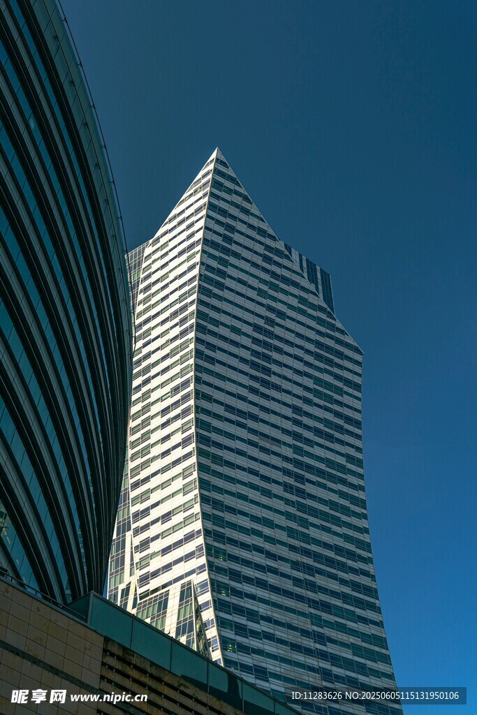 現(xiàn)代摩天大樓外觀景致