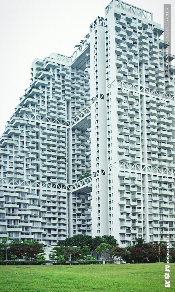 現(xiàn)代高層住宅與綠地景觀