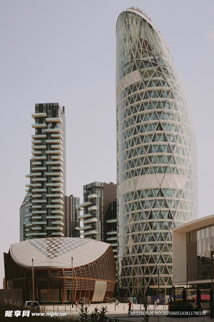 現(xiàn)代風(fēng)格摩天大樓建筑群