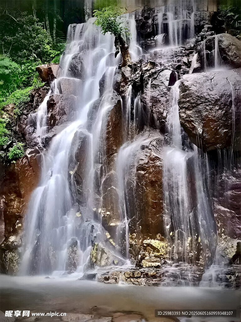 山澗流水