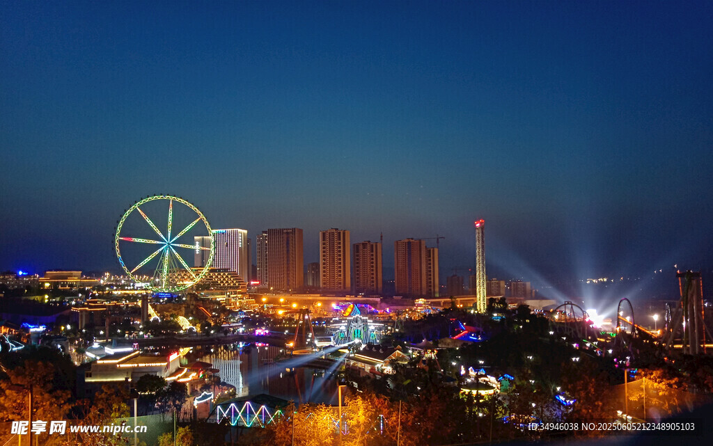 城市璀璨夜景摩天輪綻放