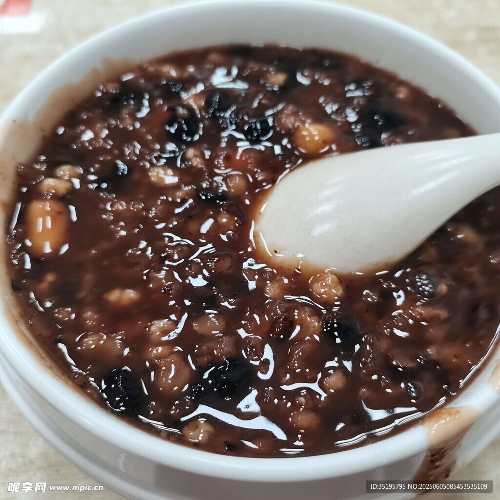 香濃美味八寶粥特寫