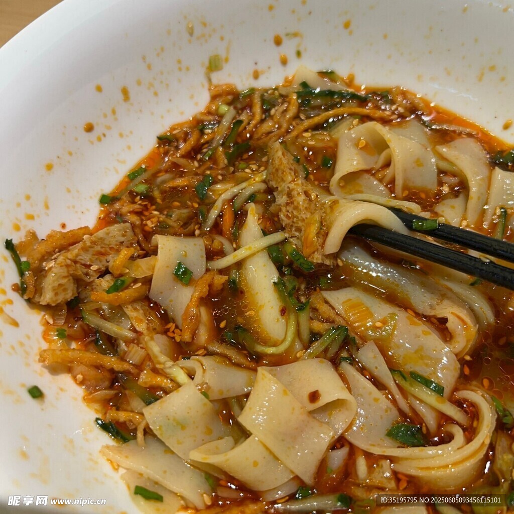 美味涼拌面