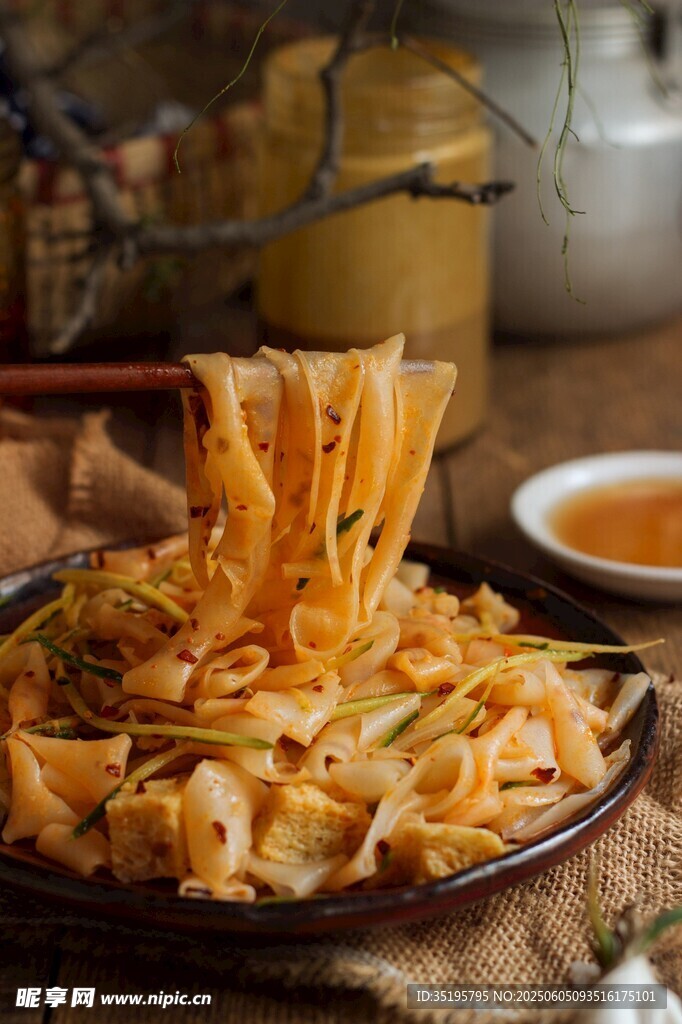 美味誘人的特色涼拌豆皮