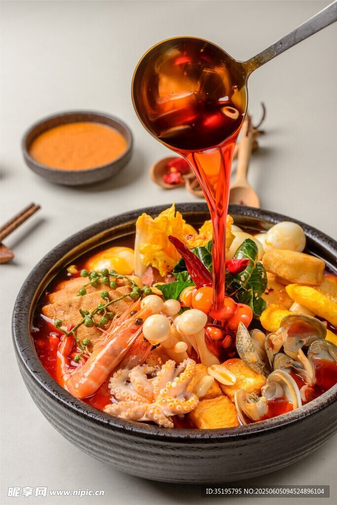 美味麻辣燙食材豐富誘人