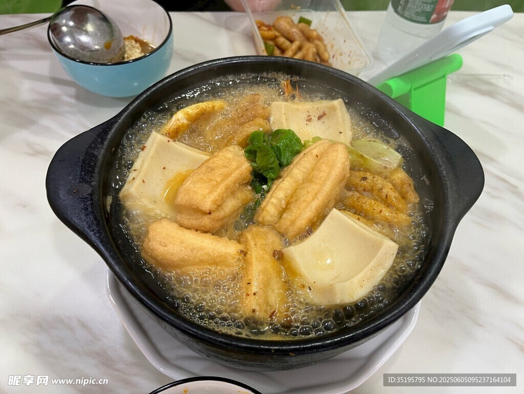 美味砂鍋豆腐煲