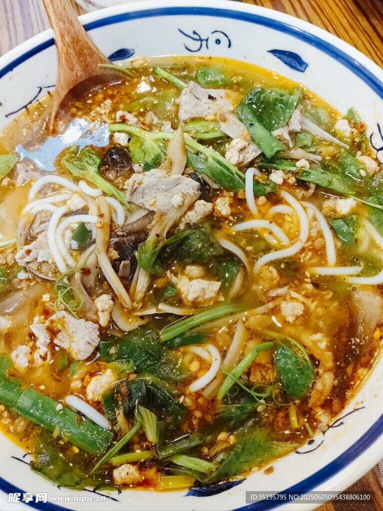 美味鮮香的特色涼拌面