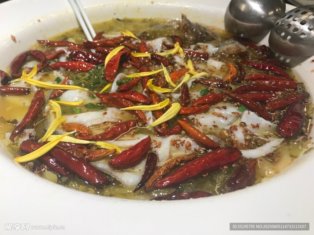香辣烤魚(yú)色澤誘人