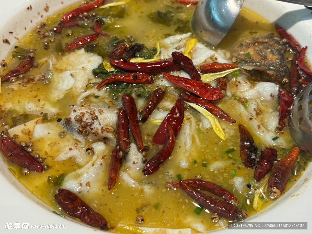 香辣酸菜魚誘人美食